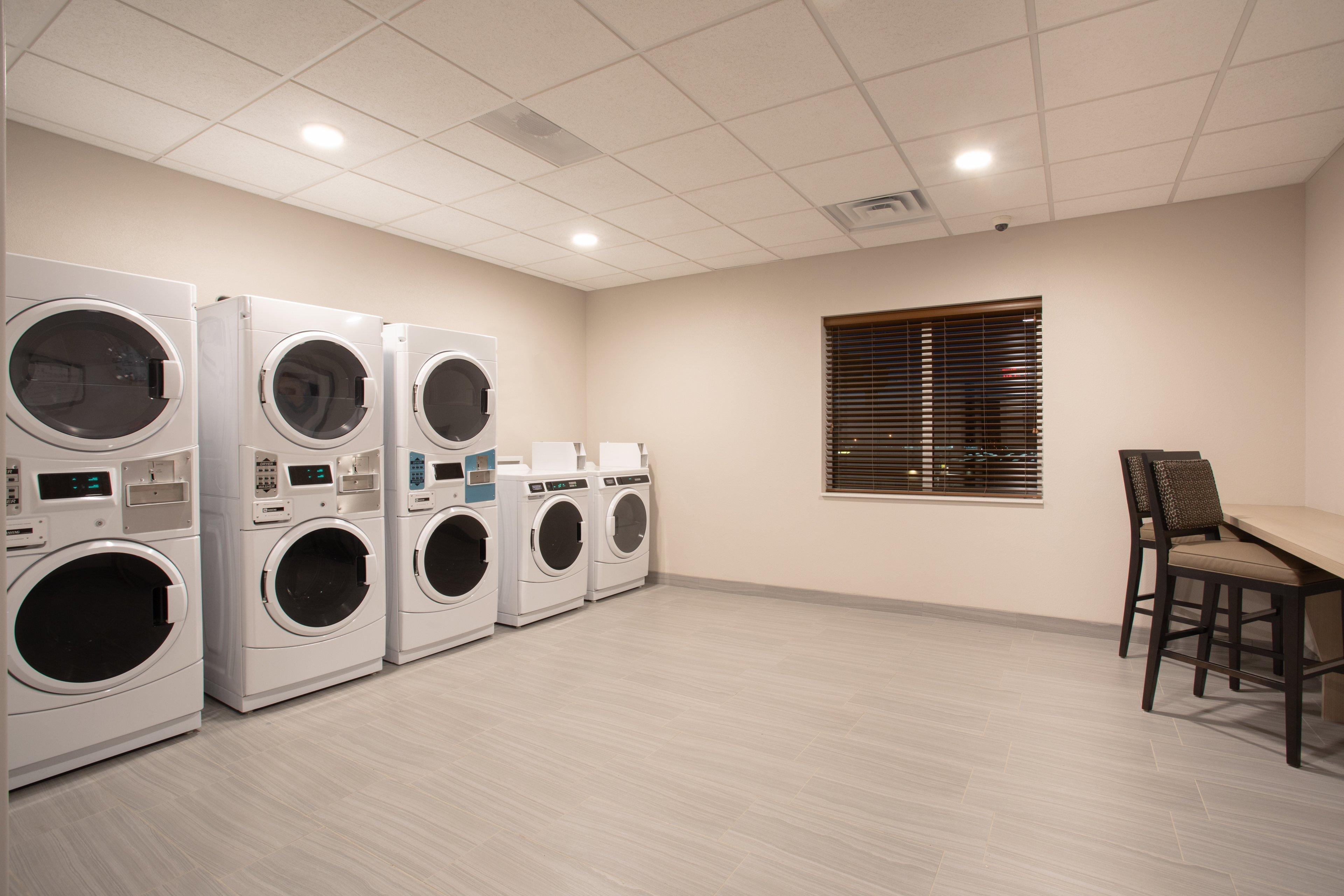 Staybridge Suites Rapid City - Rushmore By Ihg Buitenkant foto